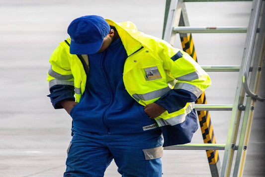 Staying Dry vs Staying Warm – The 3 Layer Workwear System